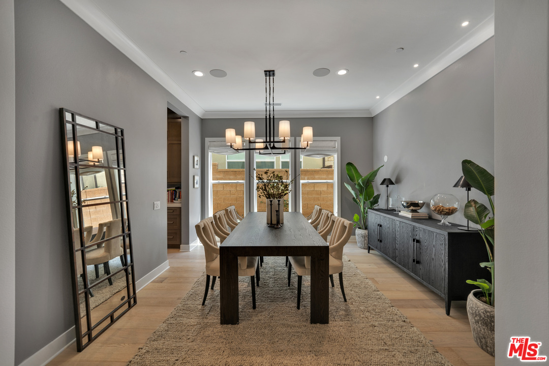 20607 Bluebird Court Porter Ranch, CA 91326 - Photo 6 of 38 Gallery Image 6