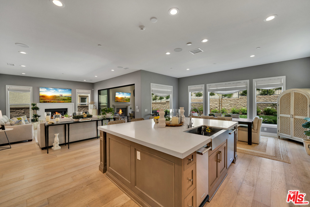 20607 Bluebird Court Porter Ranch, CA 91326 - Photo 7 of 38 Gallery Image 7