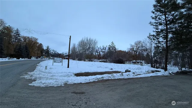 $30,500 | -xx1 North Main Street, Conconully, WA 98819