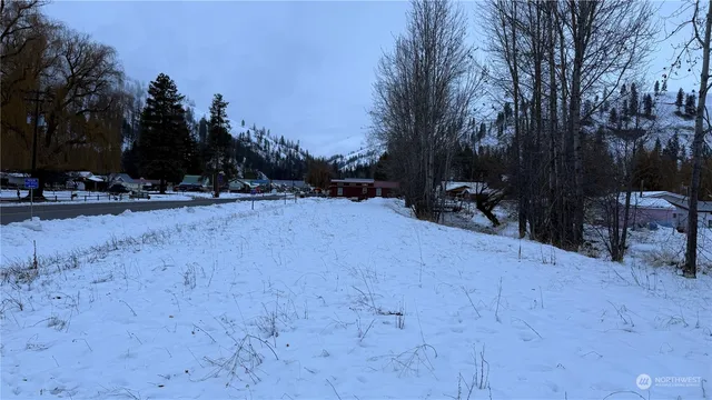 $30,500 | -xx1 North Main Street, Conconully, WA 98819