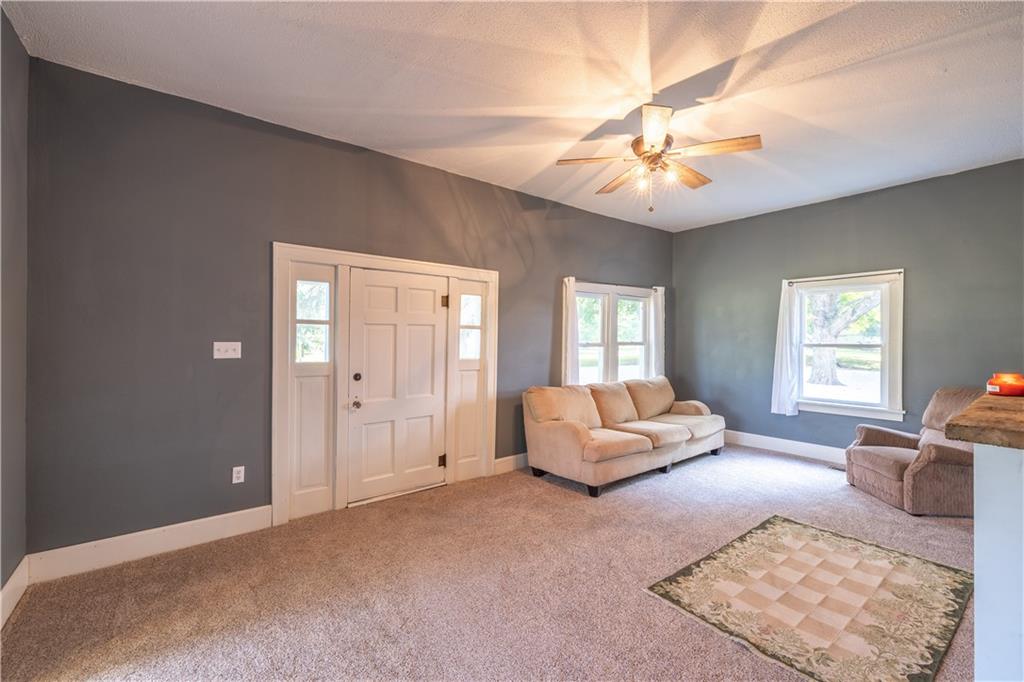 690 Hospital Road Franklin, IN 46131 - Photo 11 of 27 Gallery Image 11