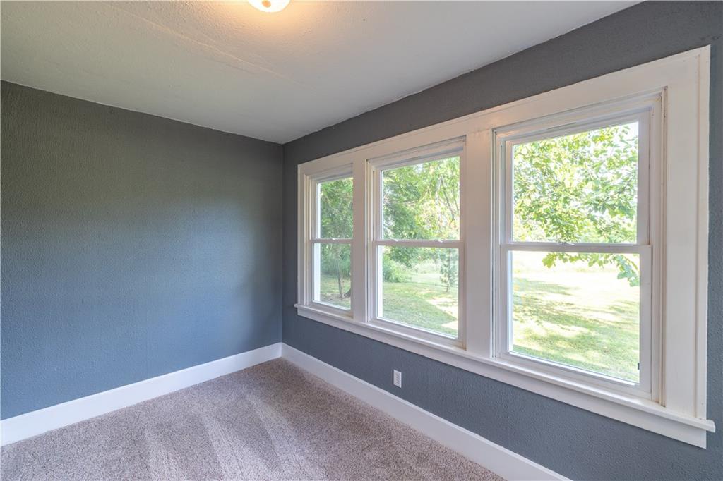 690 Hospital Road Franklin, IN 46131 - Photo 12 of 27 Gallery Image 12