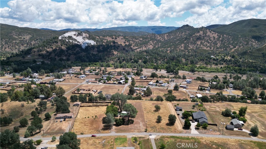 2522 River View Road Clearlake Oaks, CA 95423 - Photo 4 of 4 a view of a city