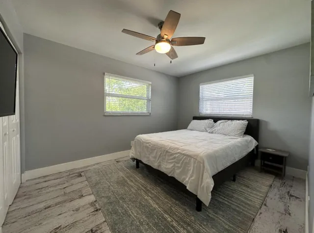 $6,000 | 270 Northwest 36th Street, Boca Raton, FL 33431