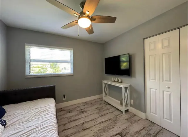 $6,000 | 270 Northwest 36th Street, Boca Raton, FL 33431