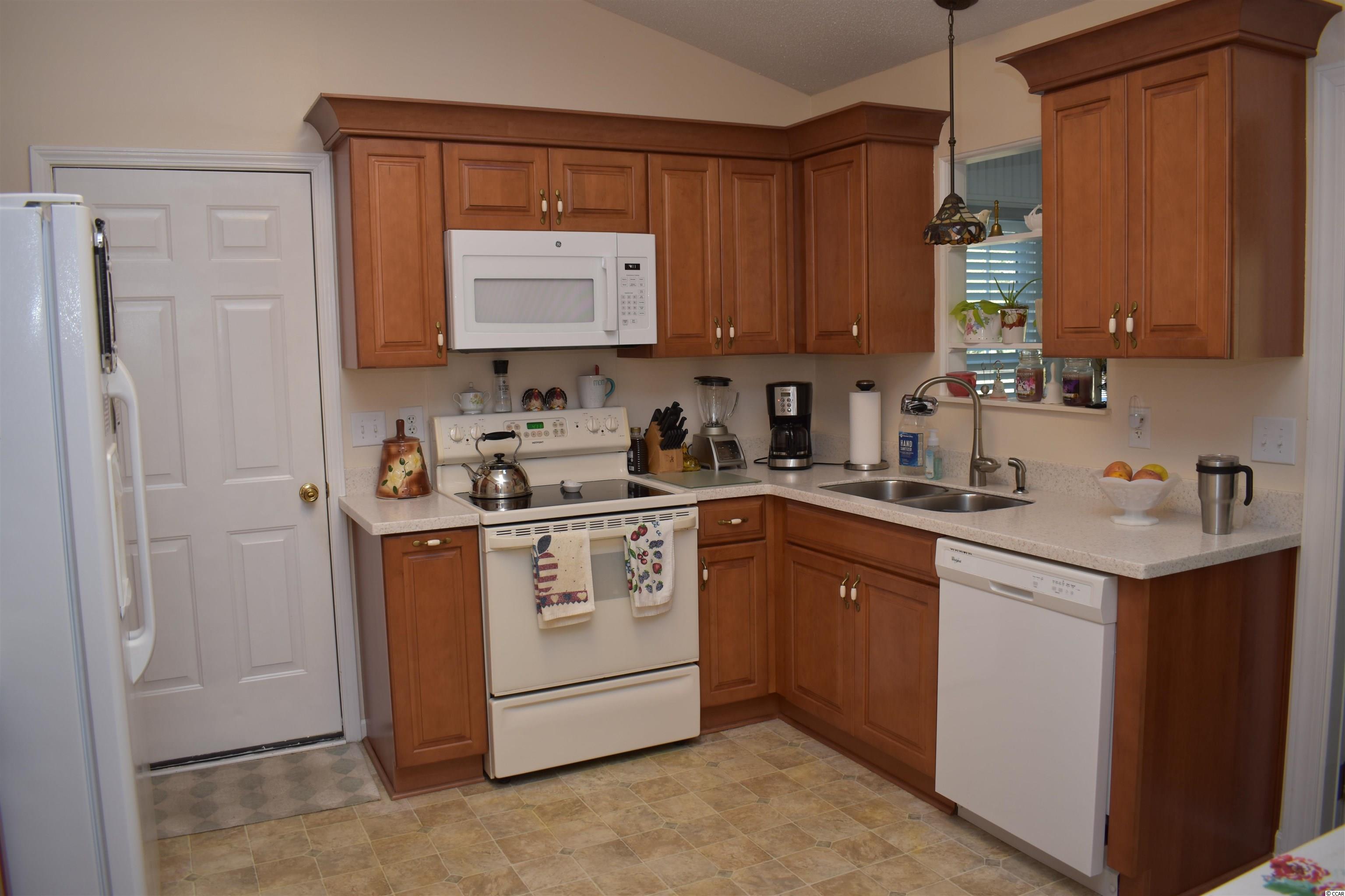 2006 Bobwhite Court Murrells Inlet, SC 29576 - Photo 7 of 23 Gallery Image 7