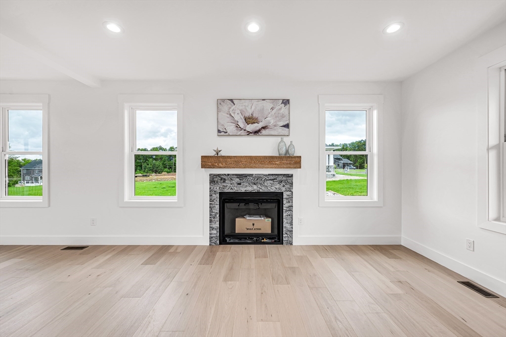 32 Balsam Hl Road Ludlow, MA 01056 - Photo 9 of 42