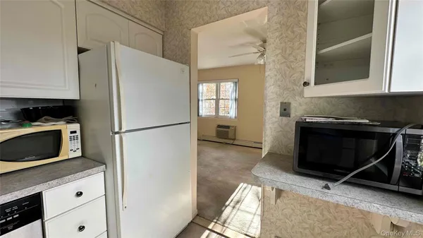 $2,400 | 3 Anchorage Lane, Unit 8B, Oyster Bay, NY 11771