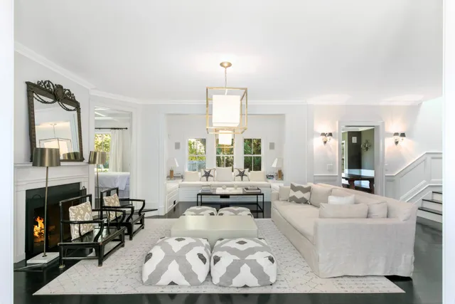 $180,000 | 124 Meeting House Lane, Southampton, NY 11968