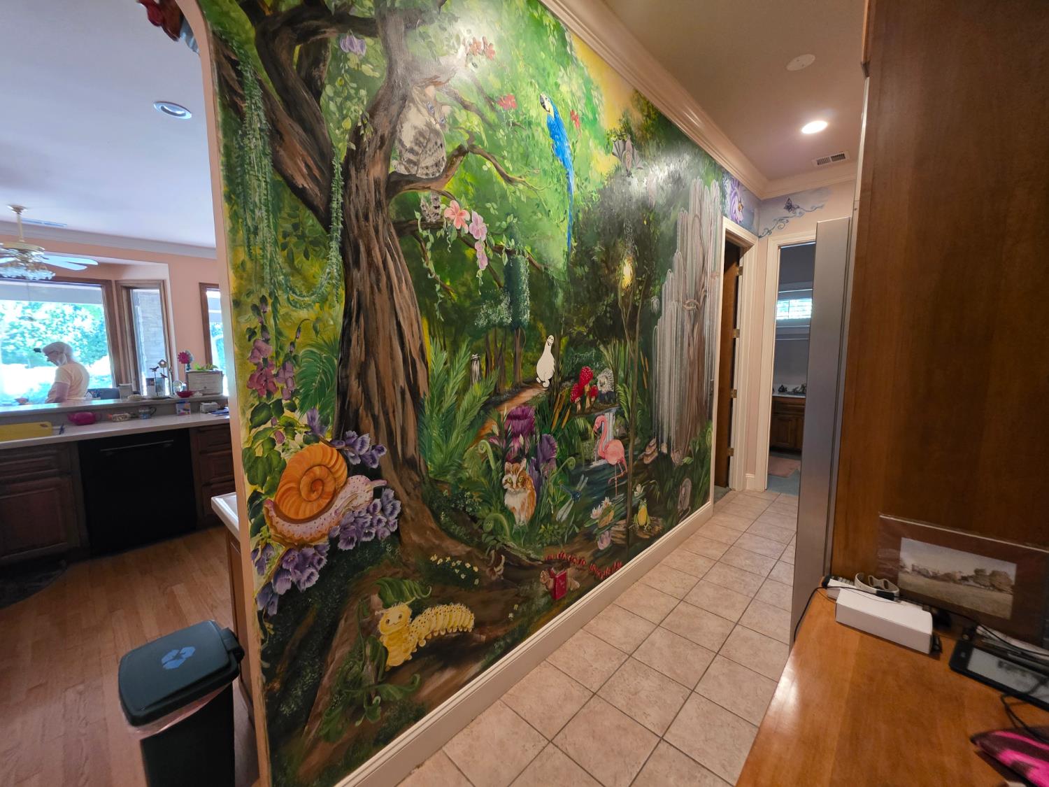 1072 Rorden Avenue Selma, CA 93662 - Photo 16 of 40 a view of an entryway with wooden floor