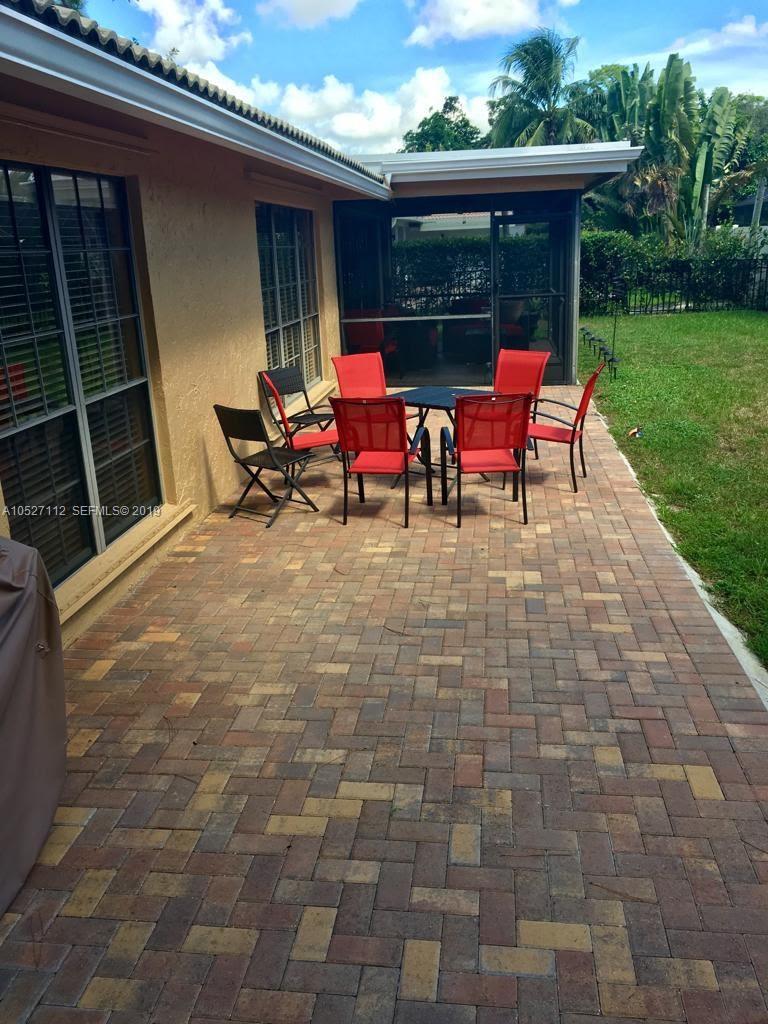 20906 Encanto Court Boca Raton, FL 33433 - Photo 34 of 47 Gallery Image 34