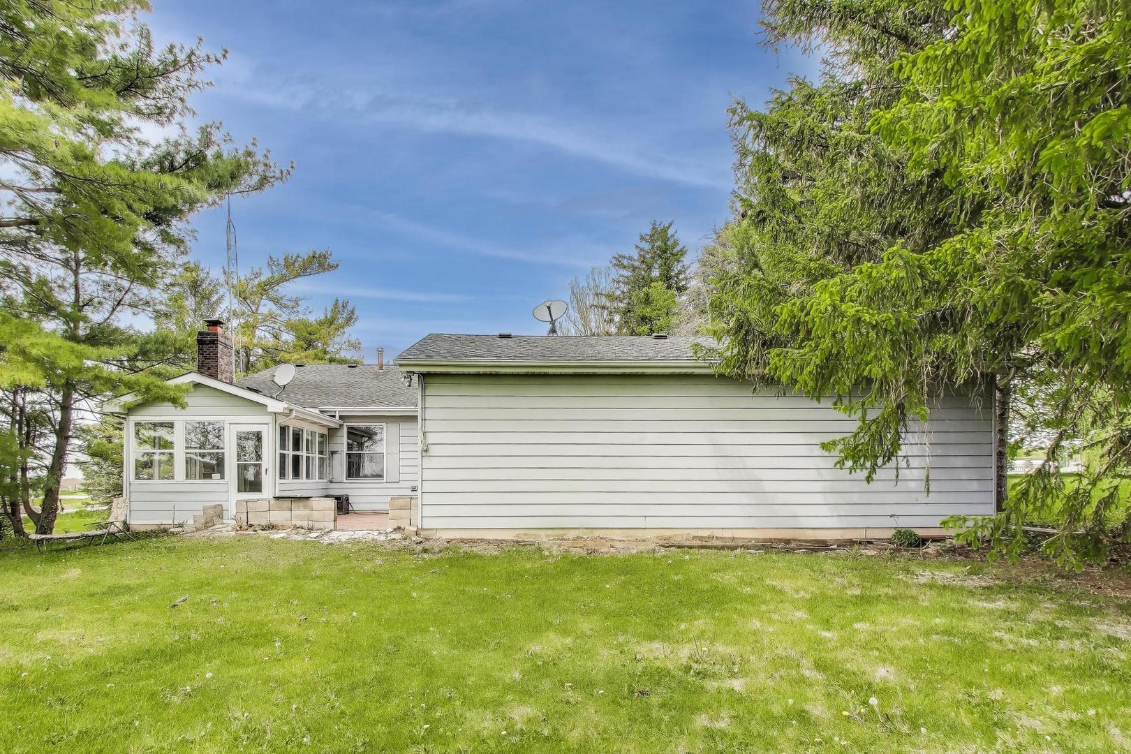 1340 Wooley Road Oswego, IL 60543 - Photo 28 of 35