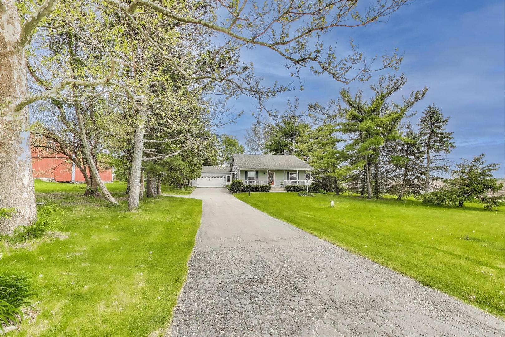 1340 Wooley Road Oswego, IL 60543 - Photo 4 of 35