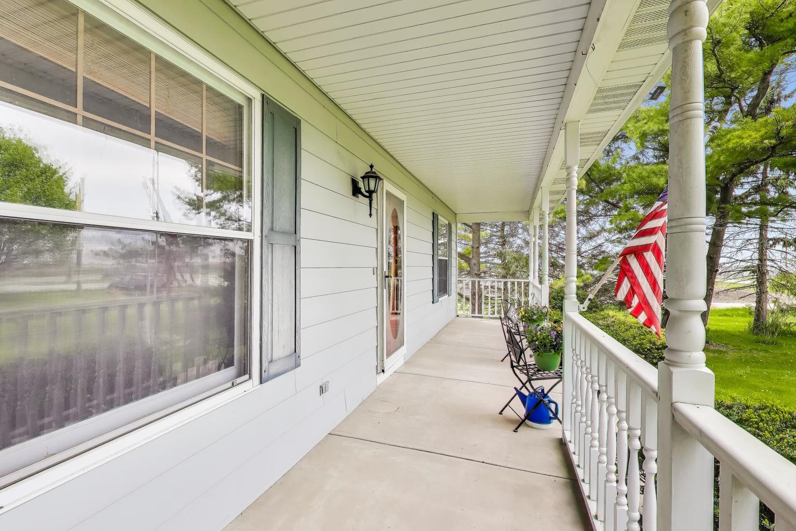 1340 Wooley Road Oswego, IL 60543 - Photo 7 of 35