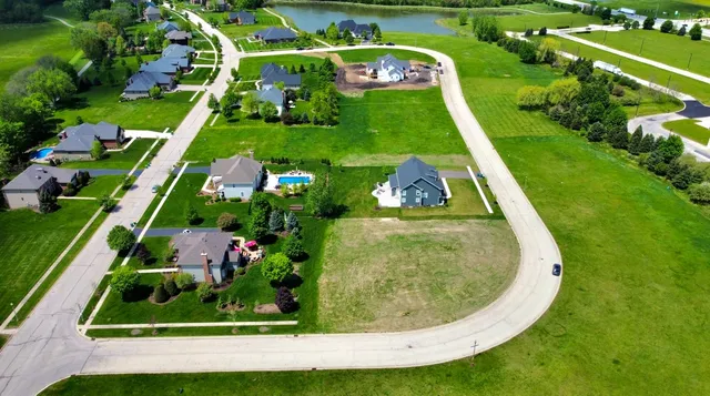 $59,900 | 218 Whittemore Drive, Sycamore, IL 60178