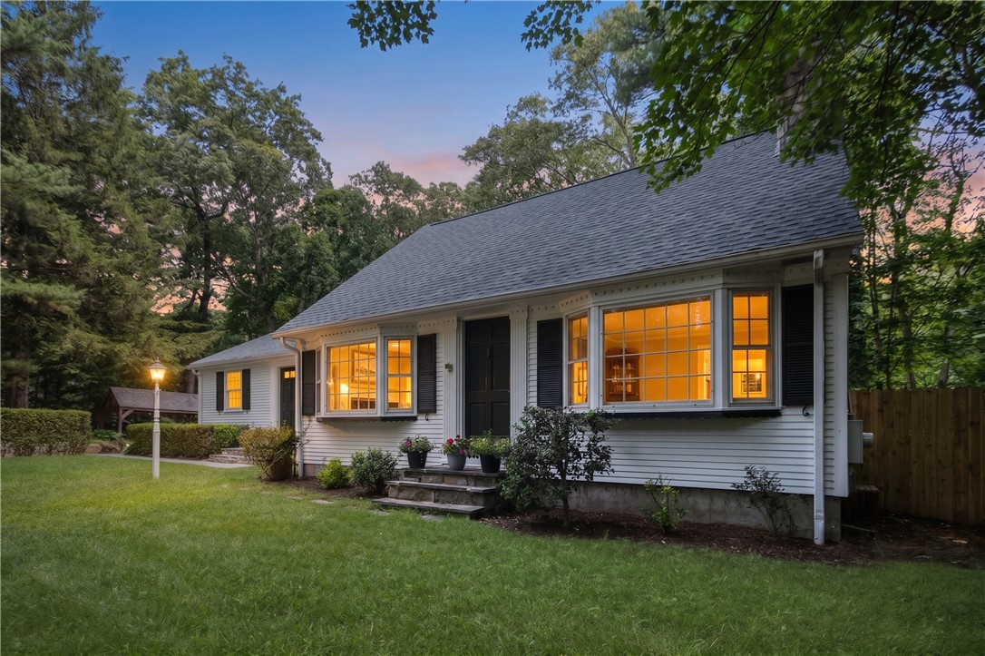 15 Williams Road Smithfield, RI 02917 - Photo 42 of 44 Gallery Image 42