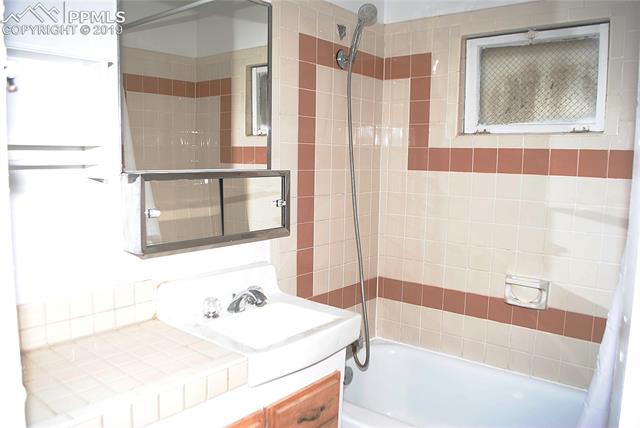 615 Prairie Road Colorado Springs, CO 80909 - Photo 9 of 20 Gallery Image 9