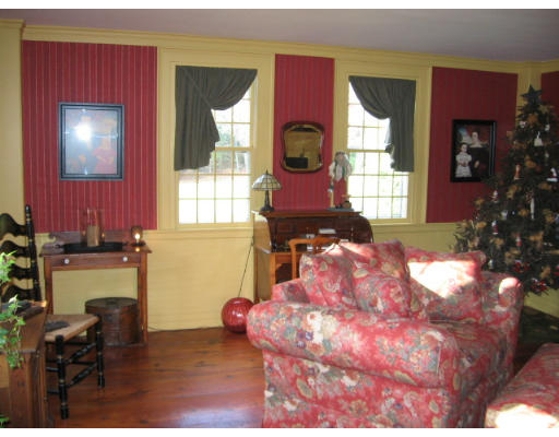 52 Albee Road Uxbridge, MA 01569 - Photo 19 of 30 Gallery Image 19