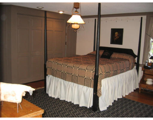 52 Albee Road Uxbridge, MA 01569 - Photo 5 of 30 Gallery Image 5