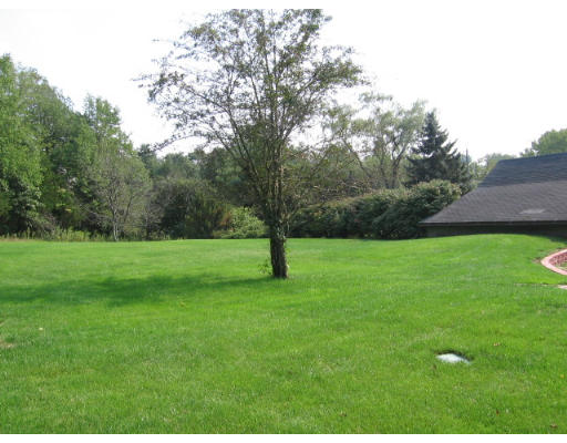 52 Albee Road Uxbridge, MA 01569 - Photo 10 of 30 Gallery Image 10