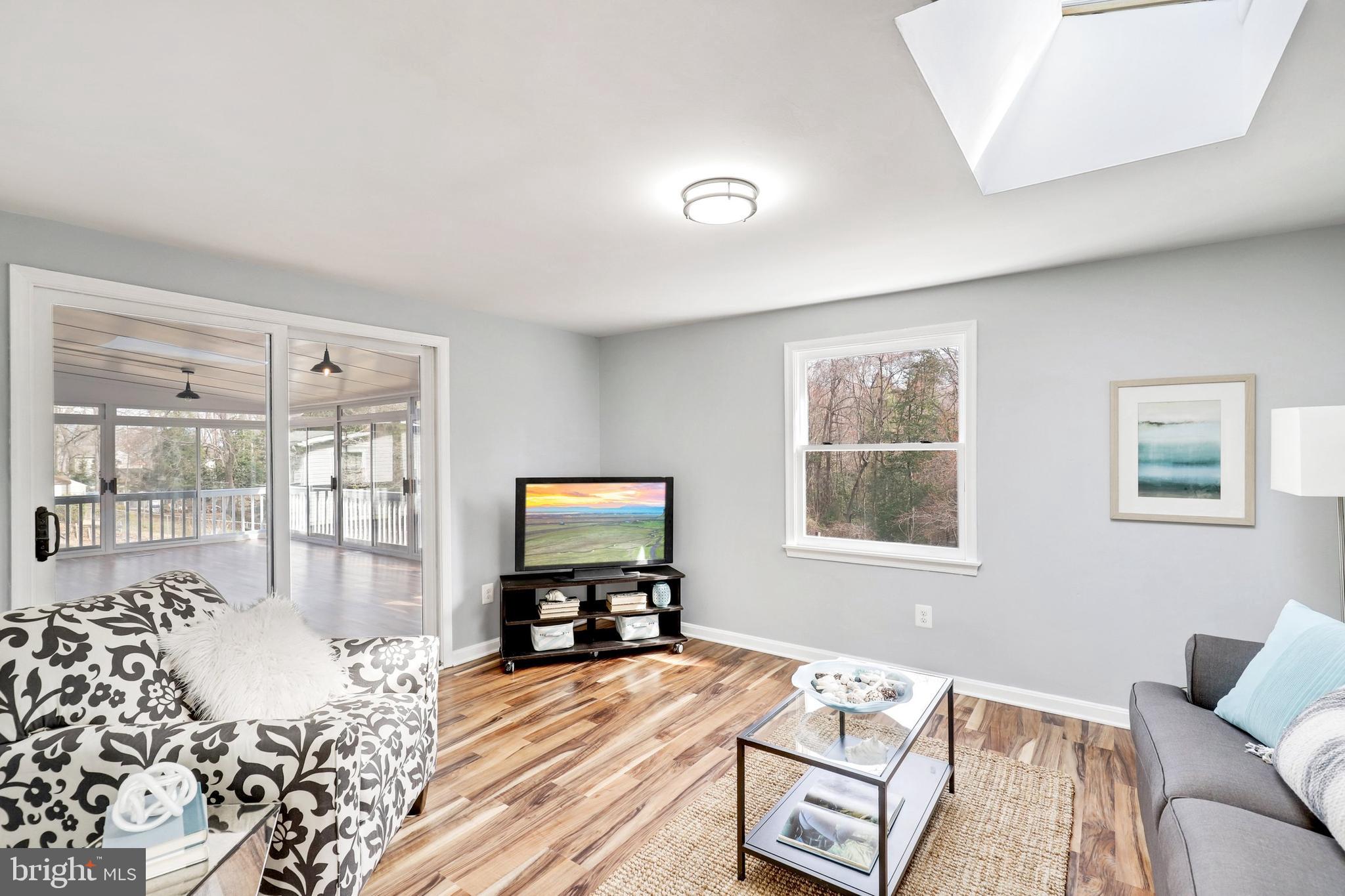 7851 East Shore Road Pasadena, MD 21122 - Photo 16 of 40 Gallery Image 16