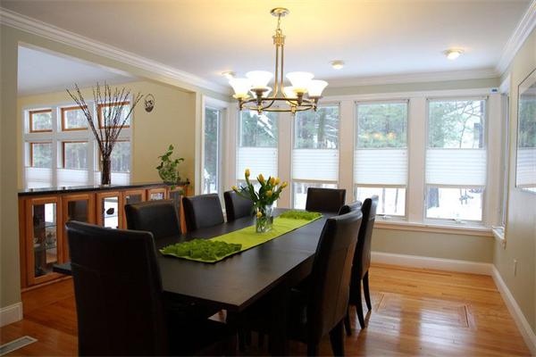 71 Colonial Road Sudbury, MA 01776 - Photo 3 of 10 Gallery Image 3