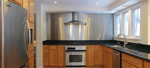 71 Colonial Road Sudbury, MA 01776 - Photo 4 of 10 Gallery Image 4