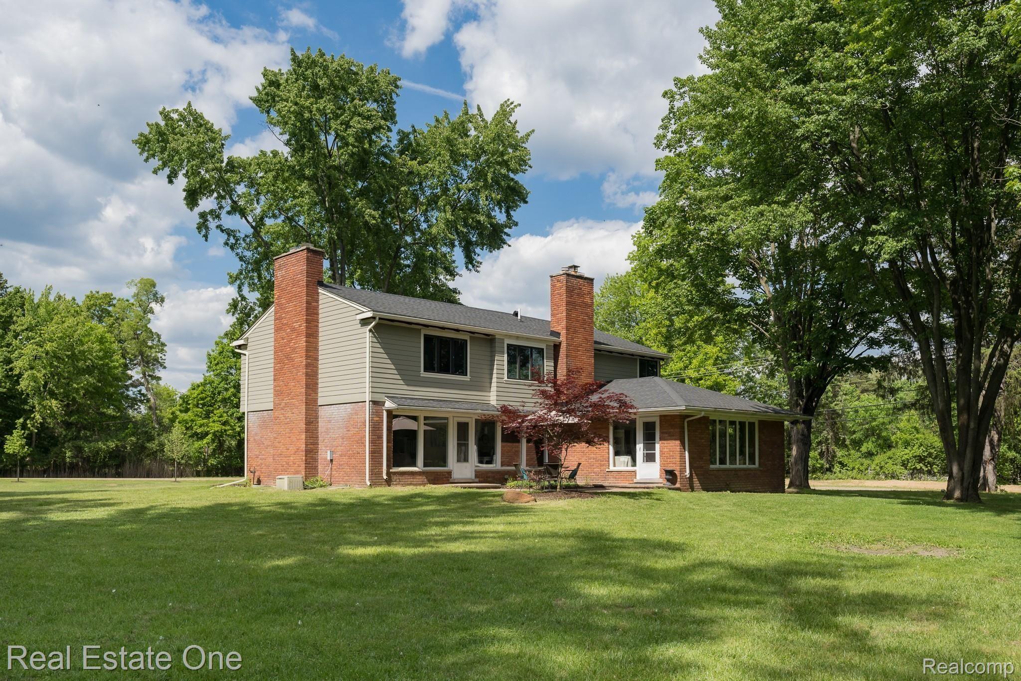 6356 Blue Beech Road Rochester, MI 48306 - Photo 3 of 43 6356 Blue Beech MLS-W059.jpg