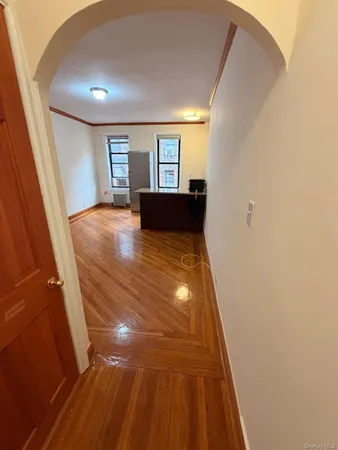 $2,600 | 43-33 48th Street, Unit 5 | Sunnyside