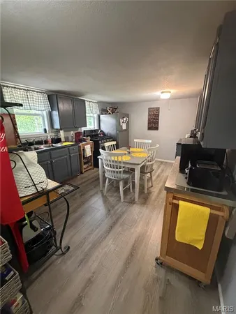 $179,900 | 8742 Hwy H, Ellington, MO 63638