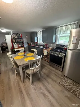 $179,900 | 8742 Hwy H, Ellington, MO 63638