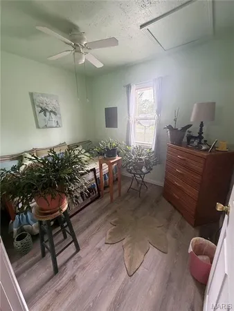$179,900 | 8742 Hwy H, Ellington, MO 63638