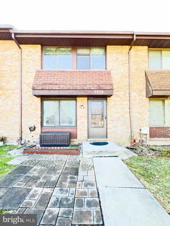 $364,990 | 5859 Hunt Hill Drive, Unit 1205, Elkridge, MD 21075