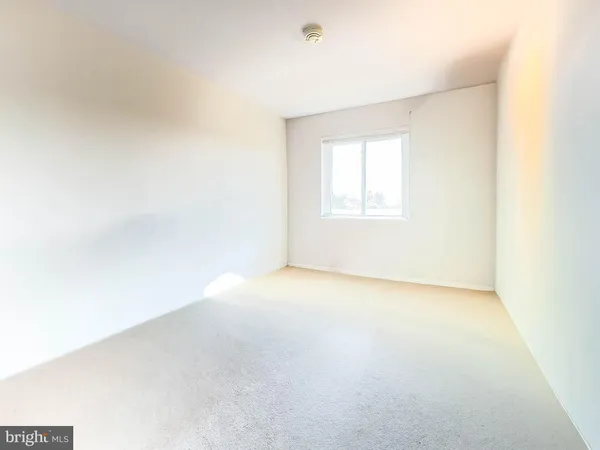 $364,990 | 5859 Hunt Hill Drive, Unit 1205, Elkridge, MD 21075