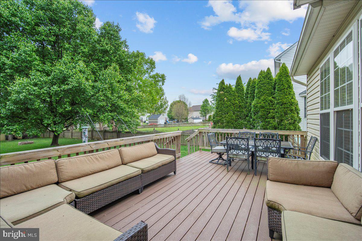 5902 Union Ridge Drive Adamstown, MD 21710 - Photo 11 of 46 New, oversized trex deck