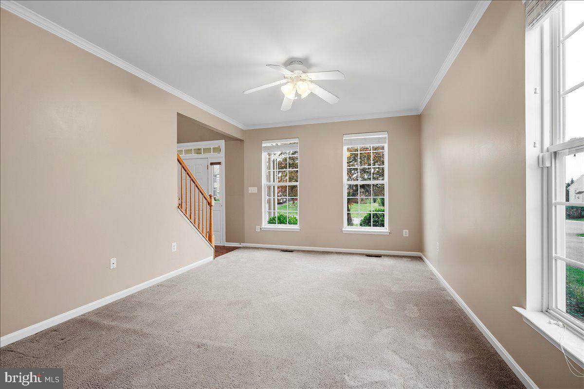 5902 Union Ridge Drive Adamstown, MD 21710 - Photo 18 of 46 Formal living room
