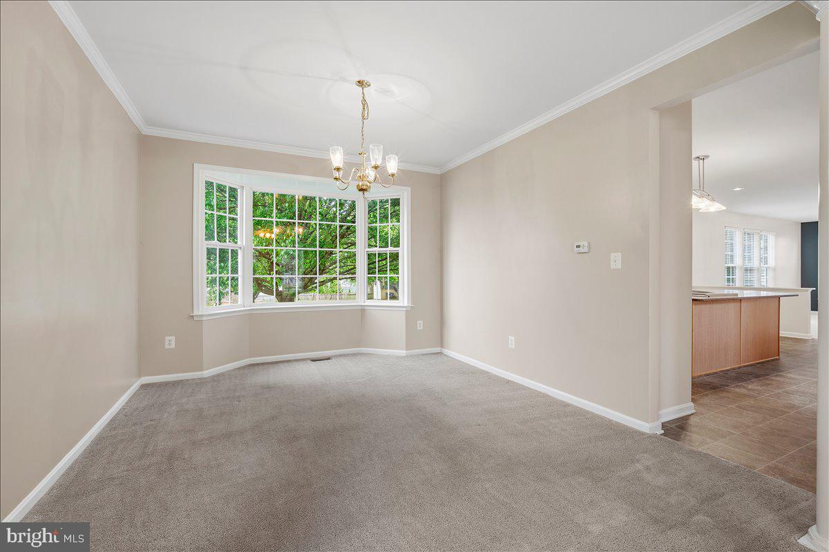 5902 Union Ridge Drive Adamstown, MD 21710 - Photo 19 of 46 Formal dining room