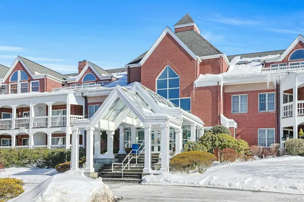 $585,000 | 22 Copley Court, Unit 22, Briarcliff Manor, NY 10510