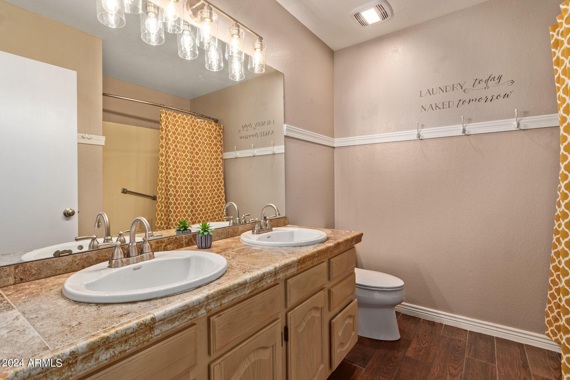 2637 East Rockledge Road Phoenix, AZ 85048 - Photo 26 of 34 UPSTAIRS BATHROOM