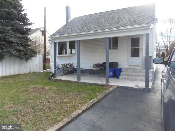 1718 Ritter Avenue Bristol, PA 19007 - Photo 4 of 21 Back Yard