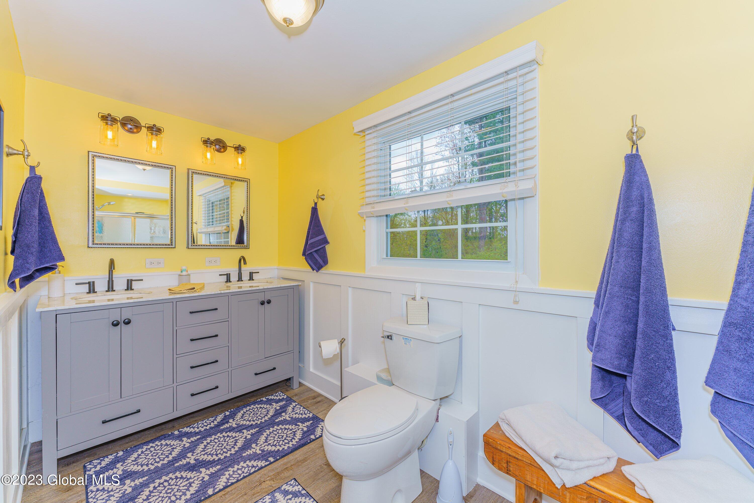 815 Warner Road Niskayuna, NY 12309 - Photo 17 of 32 023-5 Master bath4