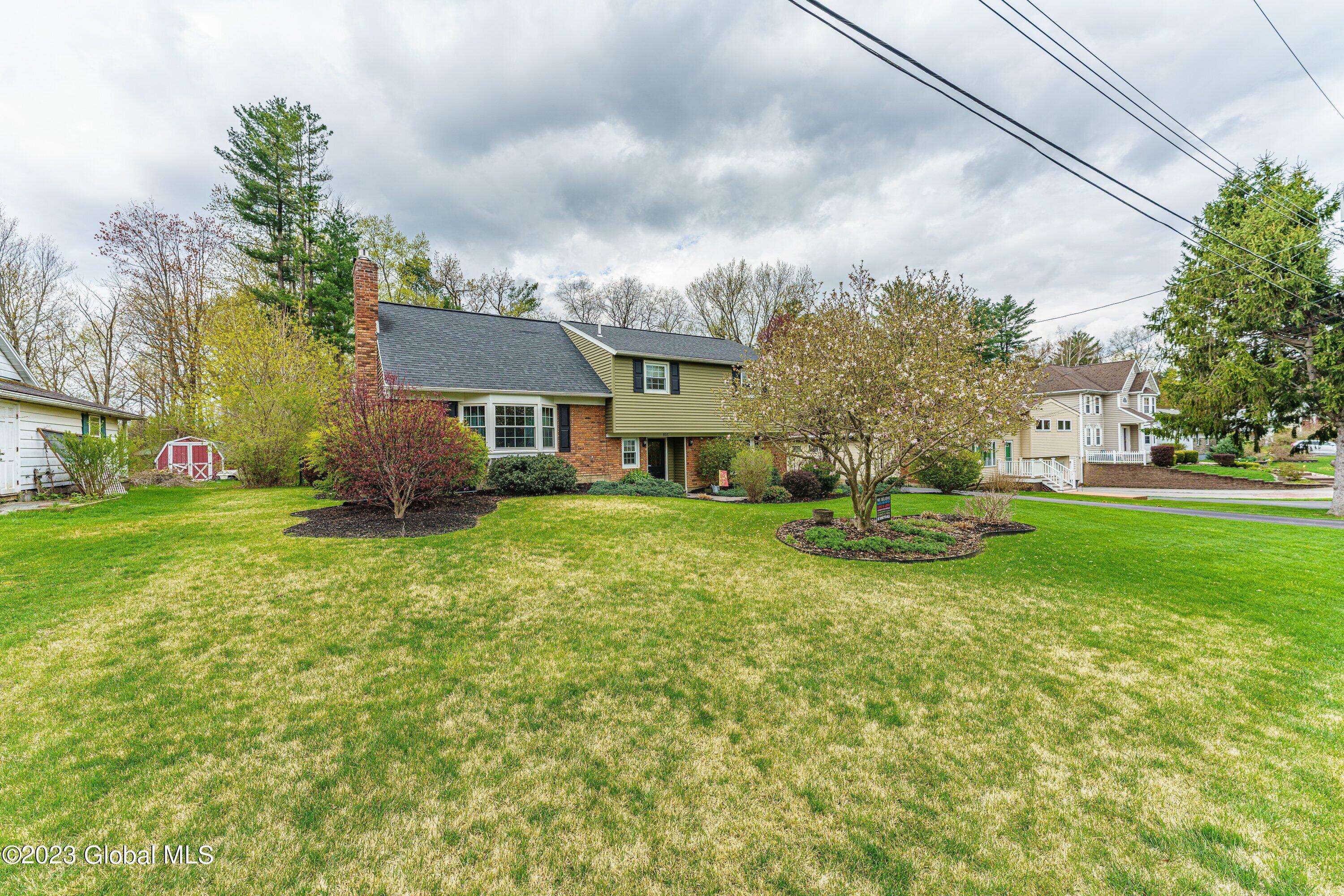 815 Warner Road Niskayuna, NY 12309 - Photo 3 of 32 002-0 Front 2