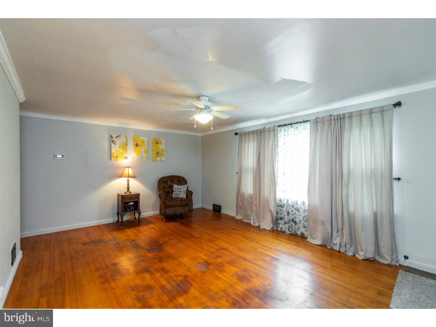 30 Old Spring Road Coatesville, PA 19320 - Photo 14 of 25 Living Room