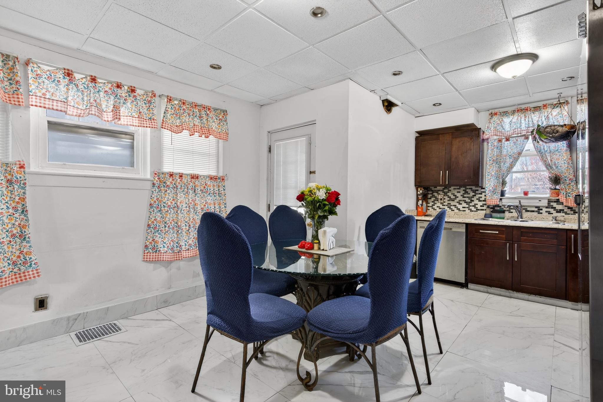 27 Grace Street Reading, PA 19611 - Photo 6 of 22