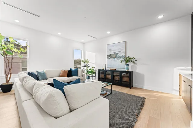 $1,899,000 | 508 Willard Street, Houston, TX 77006