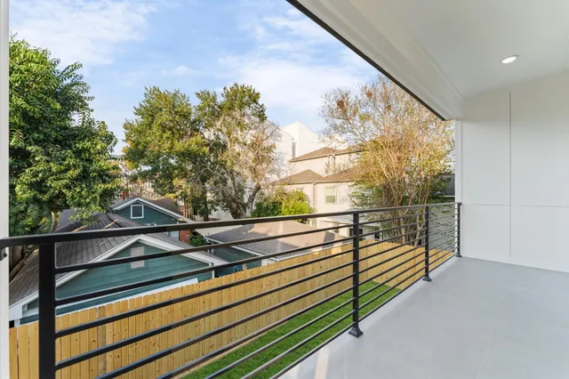 $1,899,000 | 508 Willard Street, Houston, TX 77006