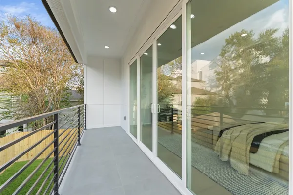 $1,899,000 | 508 Willard Street, Houston, TX 77006