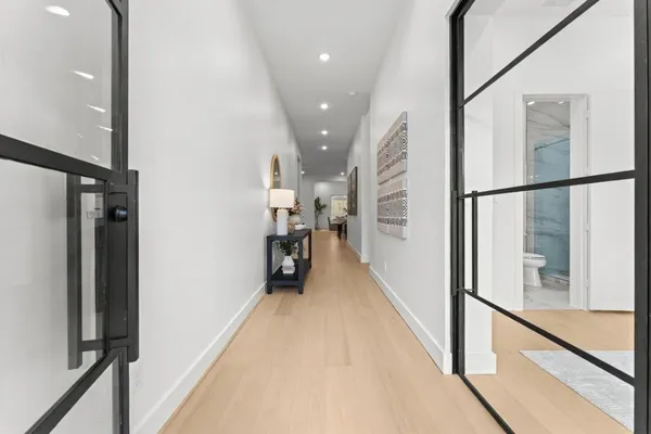 $1,899,000 | 508 Willard Street, Houston, TX 77006