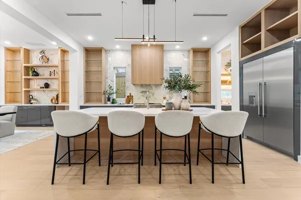 $1,899,000 | 508 Willard Street, Houston, TX 77006