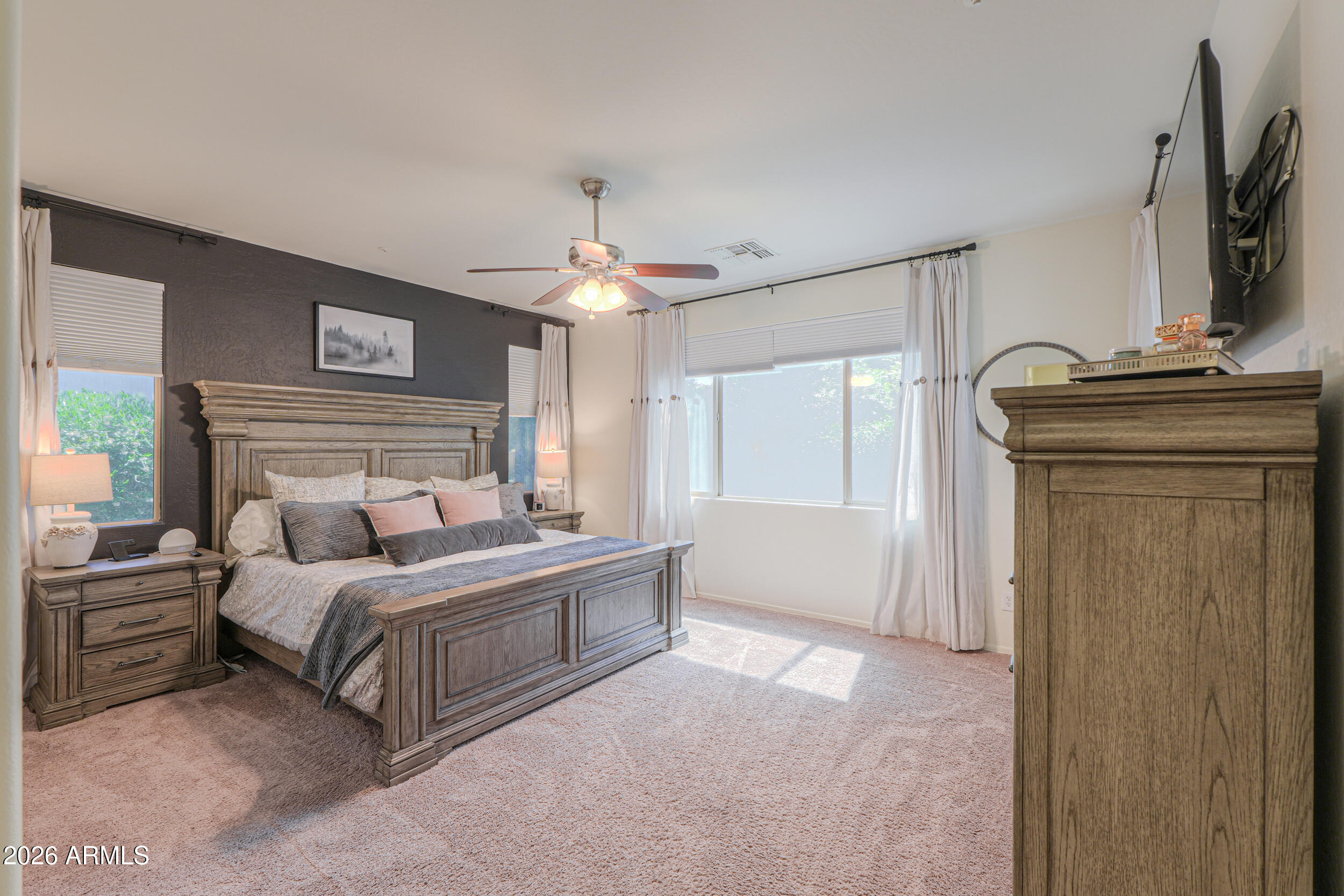 4575 East Waterman Street Gilbert, AZ 85297 - Photo 18 of 48 Spacious primary bedroom